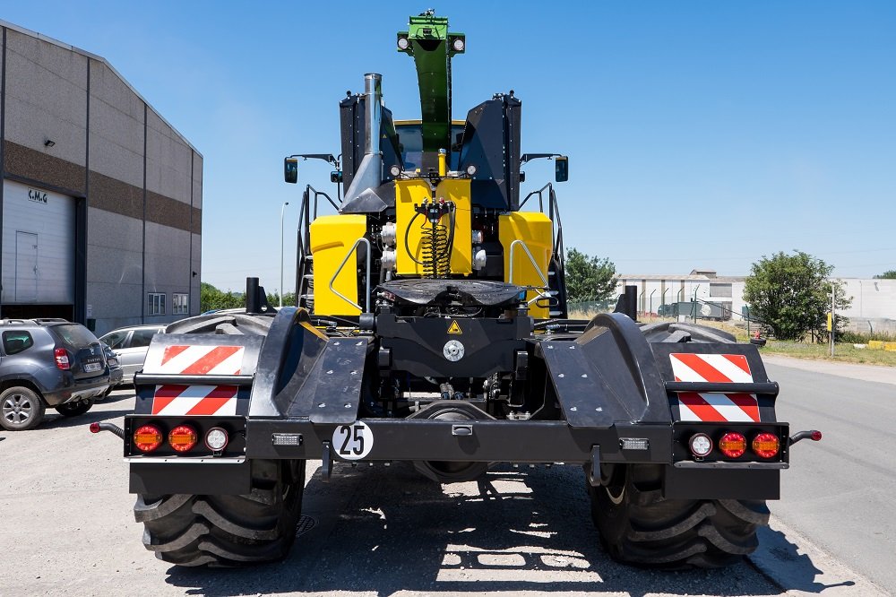 be-repository-equipment-31ab9a9f5b3902.jpg