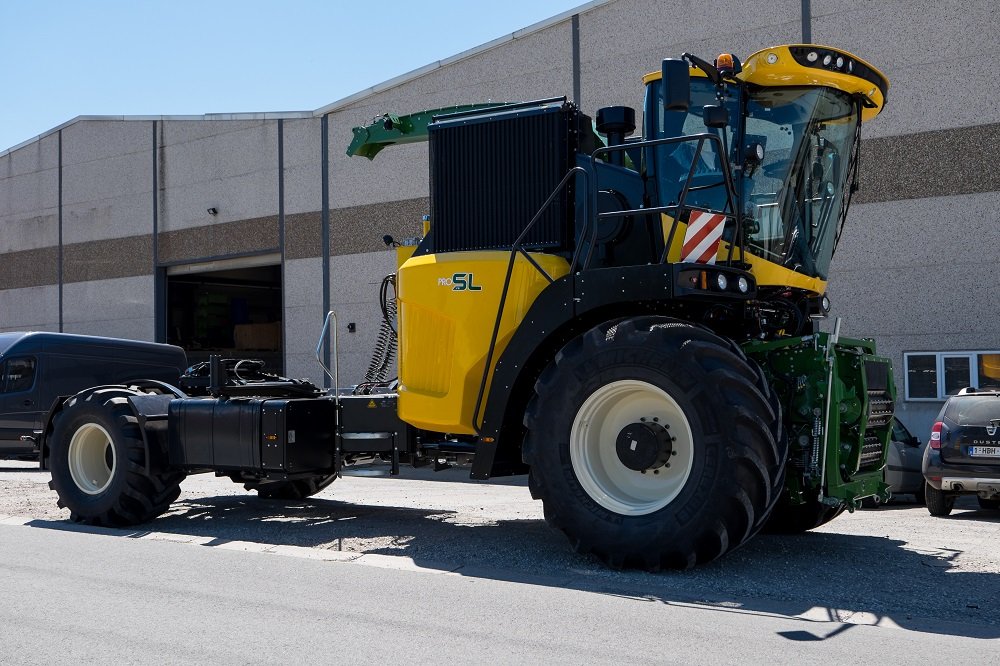 be-repository-equipment-7f513fd0329df8.jpg