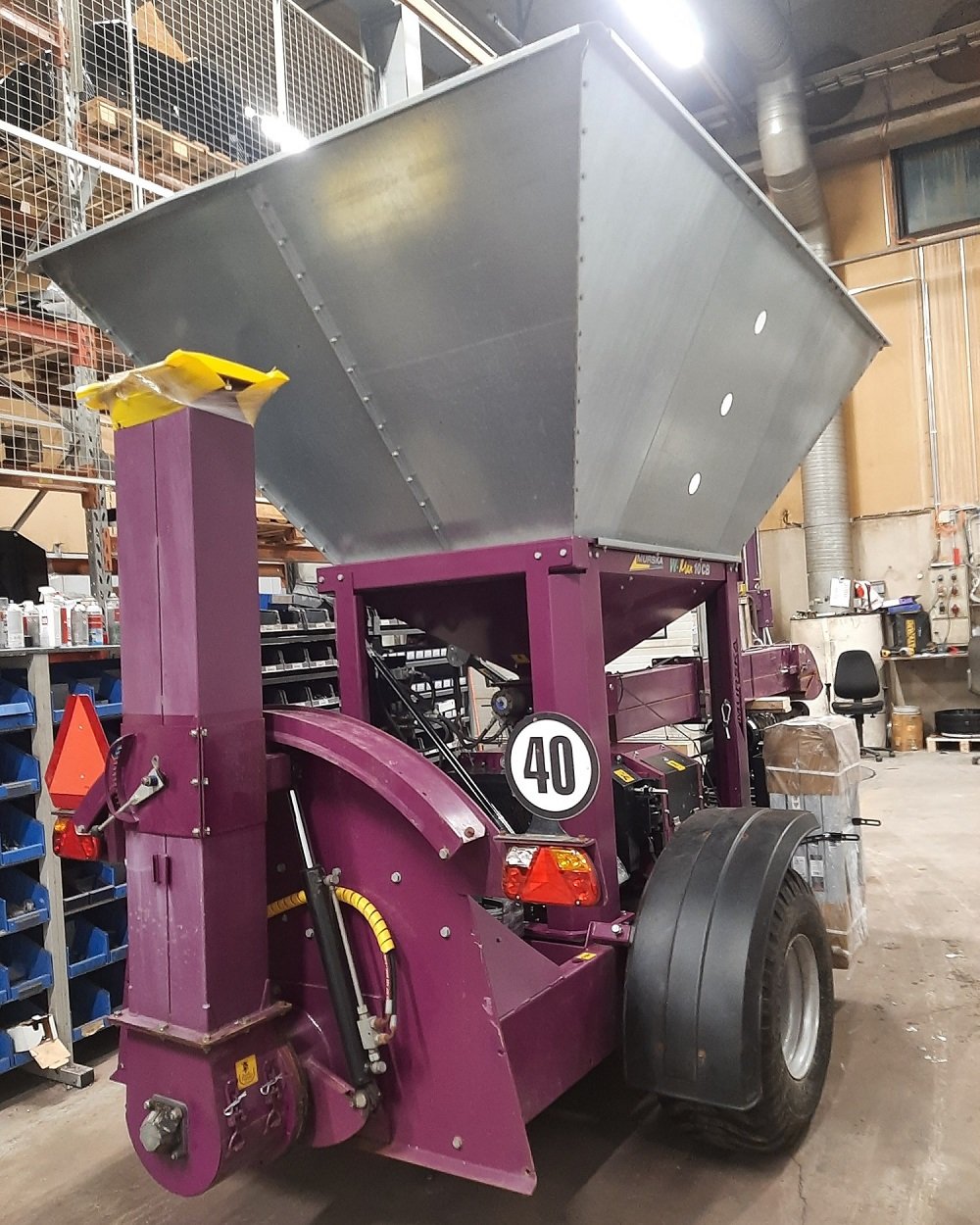 be-repository-equipment-4b6a2ae92443f0.jpg