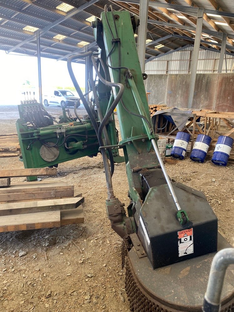be-repository-equipment-7bede0474cb5d1.jpg