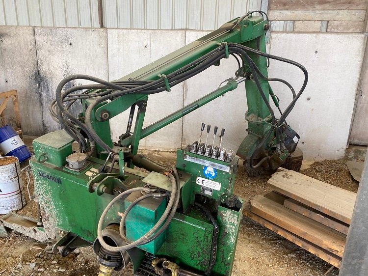be-repository-equipment-7d910ca3fb2cb4.jpg