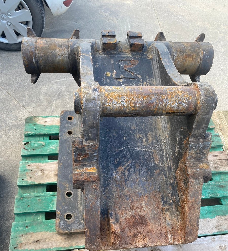 be-repository-equipment-a2291489655a70.jpg