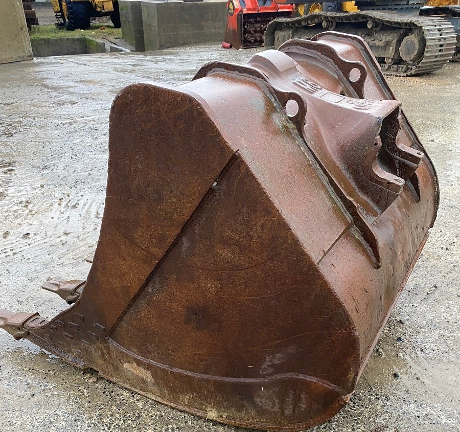 be-repository-equipment-e5d05304e7e590.jpg