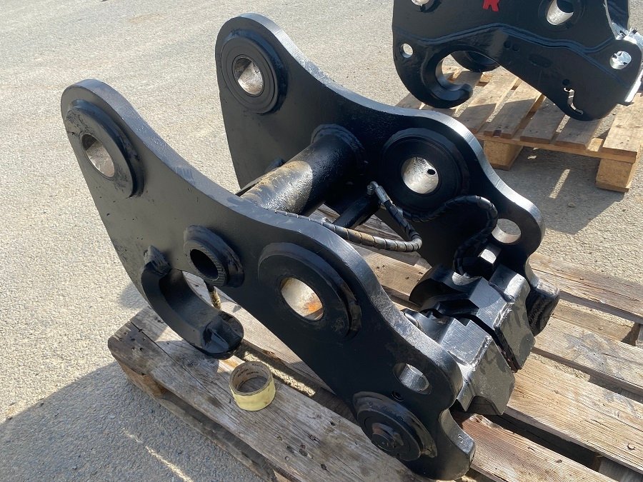 be-repository-equipment-384fb067668629.jpg