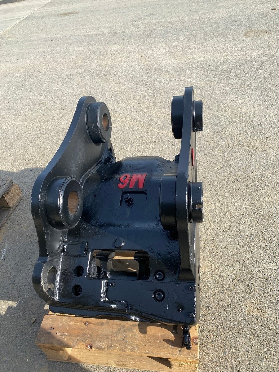 be-repository-equipment-22ecfd4e48f411.jpg