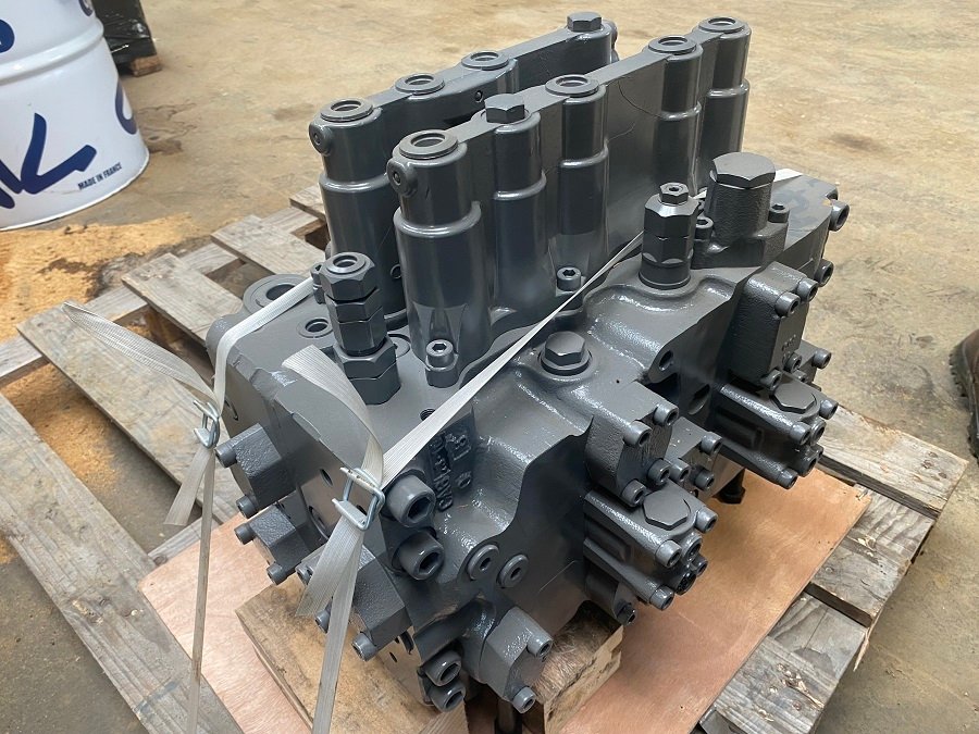 be-repository-equipment-b67d4fdd4df5e5.jpg