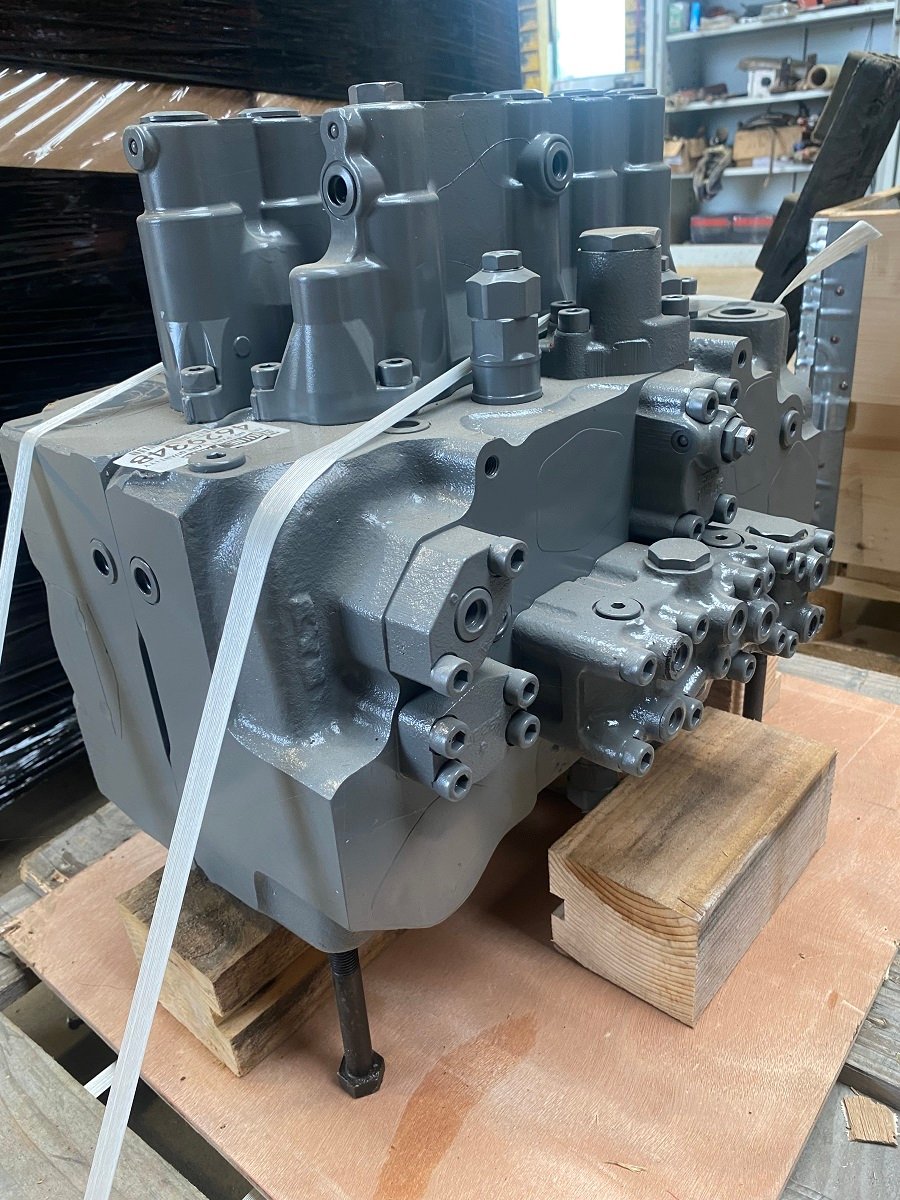 be-repository-equipment-f90c9768fe8623.jpg