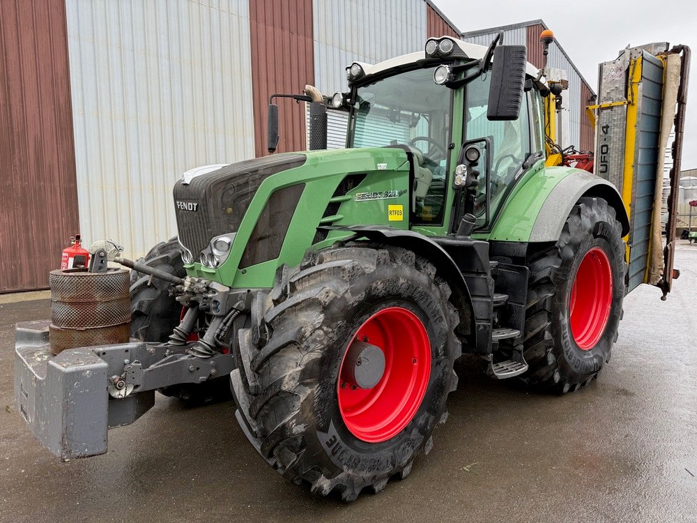 Fendt 828 VARIO S4 PROFI