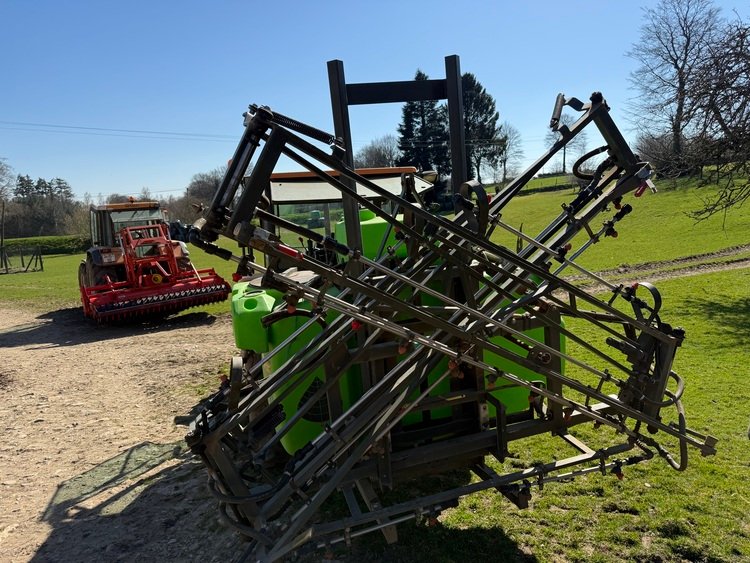 be-equipment-equipmentPicture-48589a6ccfbc0e.jpg