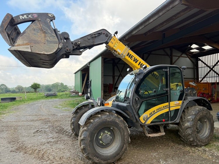 New Holland TH 6.32 S