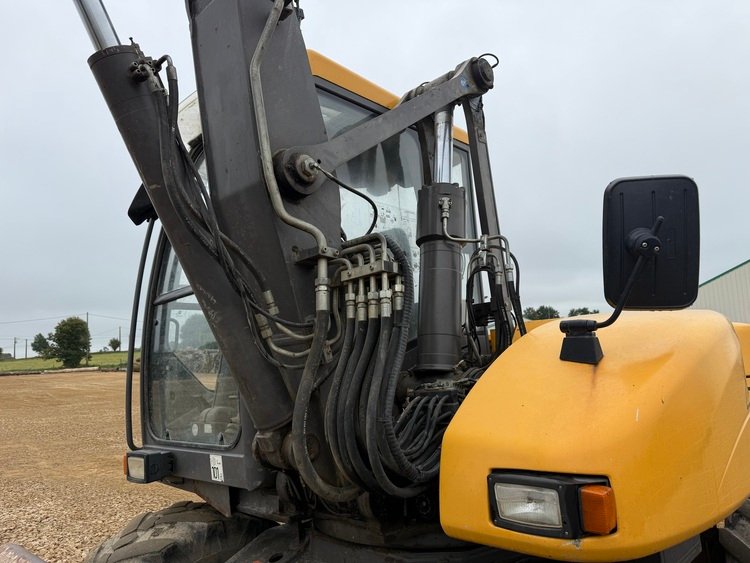 be-equipment-equipmentPicture-0555745bec94bf.jpg