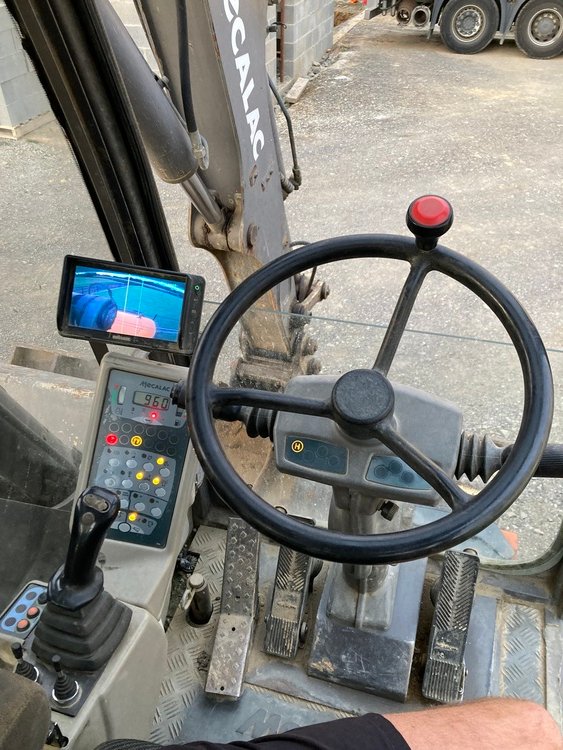 be-equipment-equipmentPicture-f9300319c3acc8.jpg