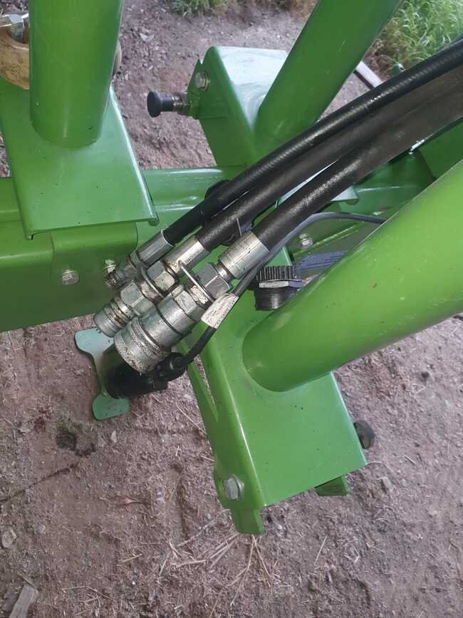 be-equipment-equipmentPicture-Qs0sHe1VEKOAKoup.jpg