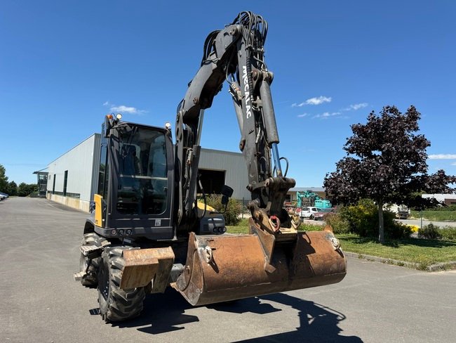 be-equipment-equipmentPicture-TbsWGq.5hFyuw1qo.jpg