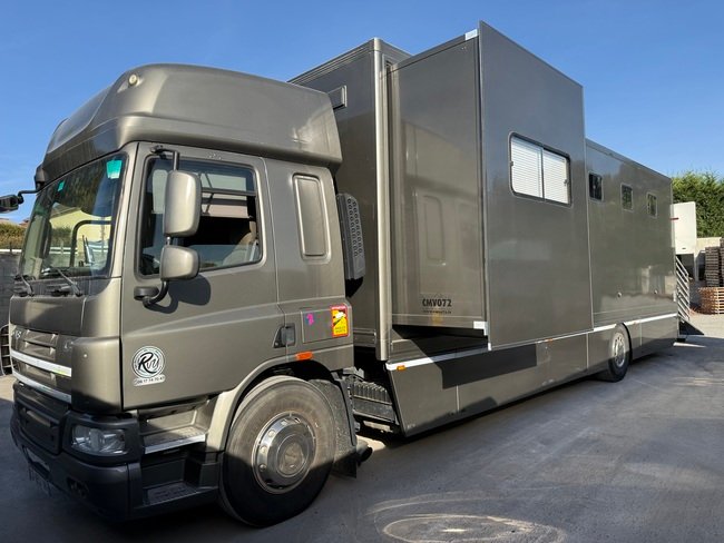 DAF VAN A CHEVAUX 7 PLACES - DAF CF