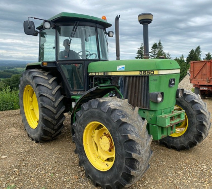 John Deere 3650