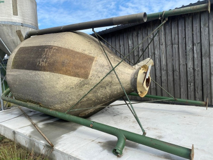 Fabrication artisanale Silo polyester 5 m3