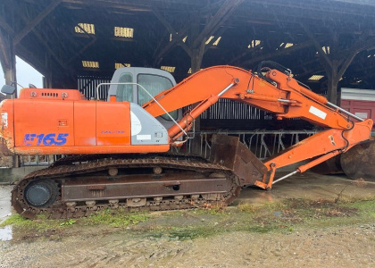Fiat-Kobelco E 165