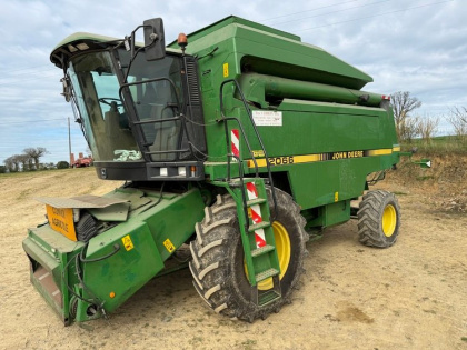 John Deere 2066