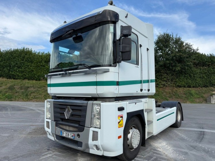 Renault MAGNUM 480 DXI 4 X 2