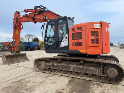 Hitachi ZX 225 USLC-5B